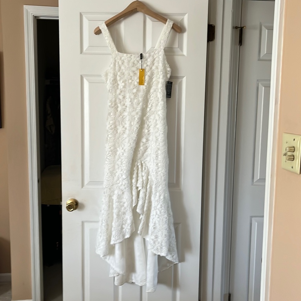 Woman’s dress size 8 purchased at Boston Proper but never worn.